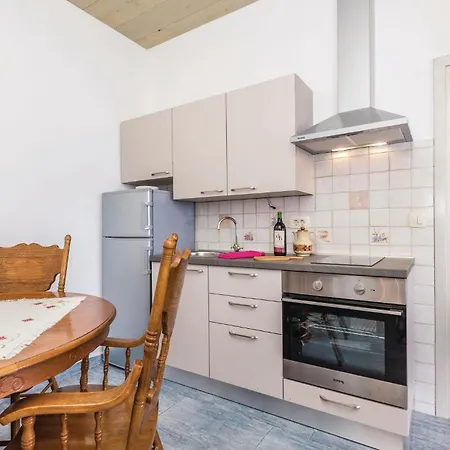 Awesome In With Kitchen