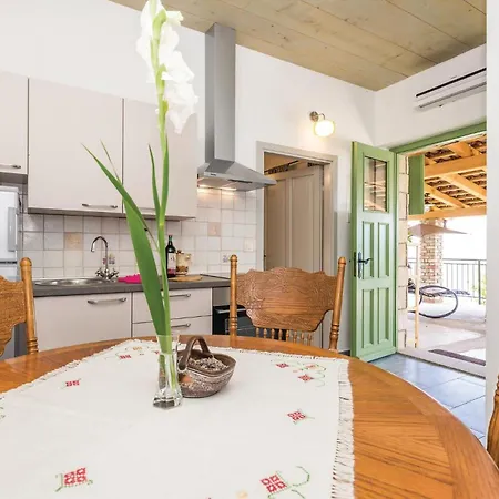 Awesome In With Kitchen Apartment *